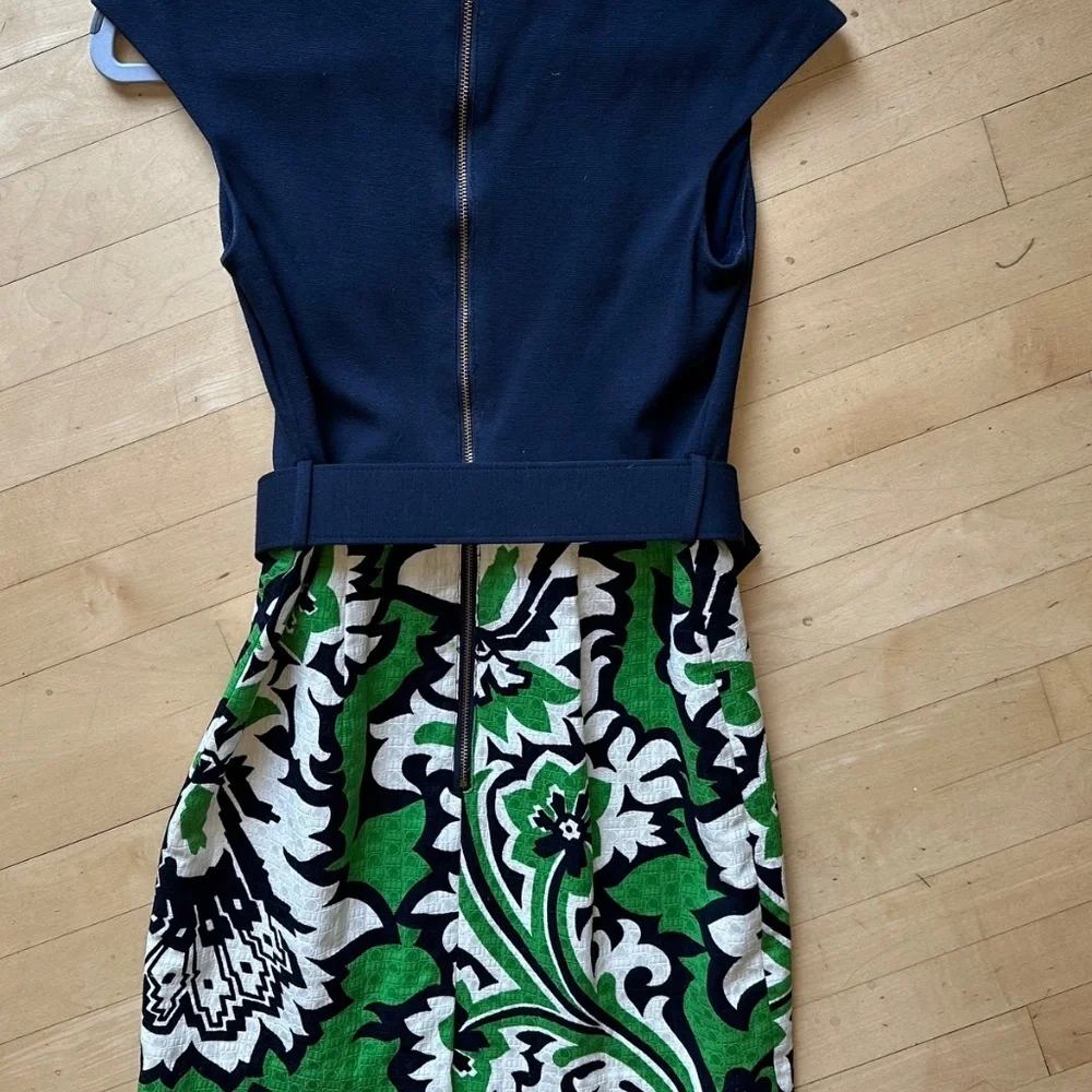 Milly Green/navy sleeveless dress, 0,  GD1295 - Picture 4 of 4
